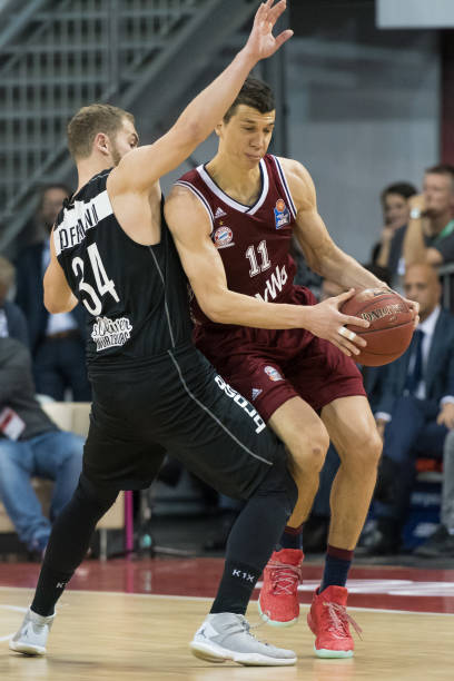 为球迷和专 为球迷和专